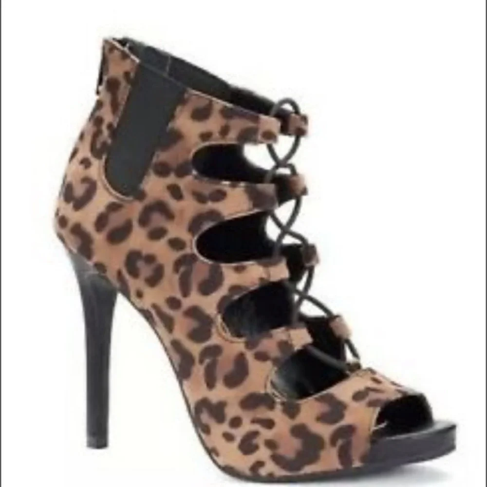 Jennifer Lopez Heels